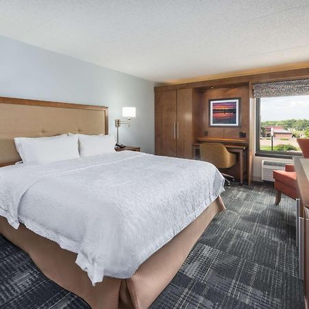 Hampton Inn Columbia Exterior photo