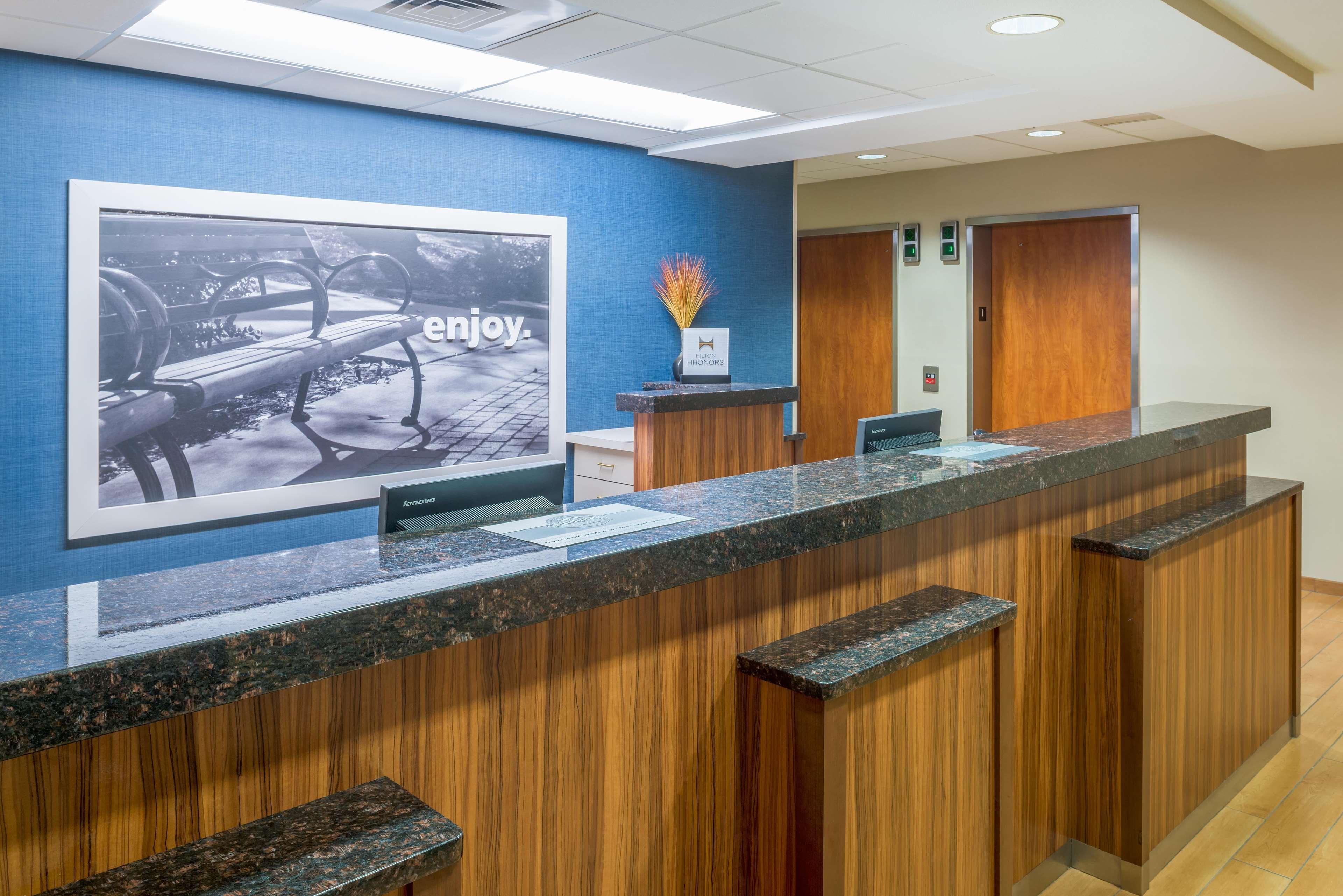 Hampton Inn Columbia Exterior photo