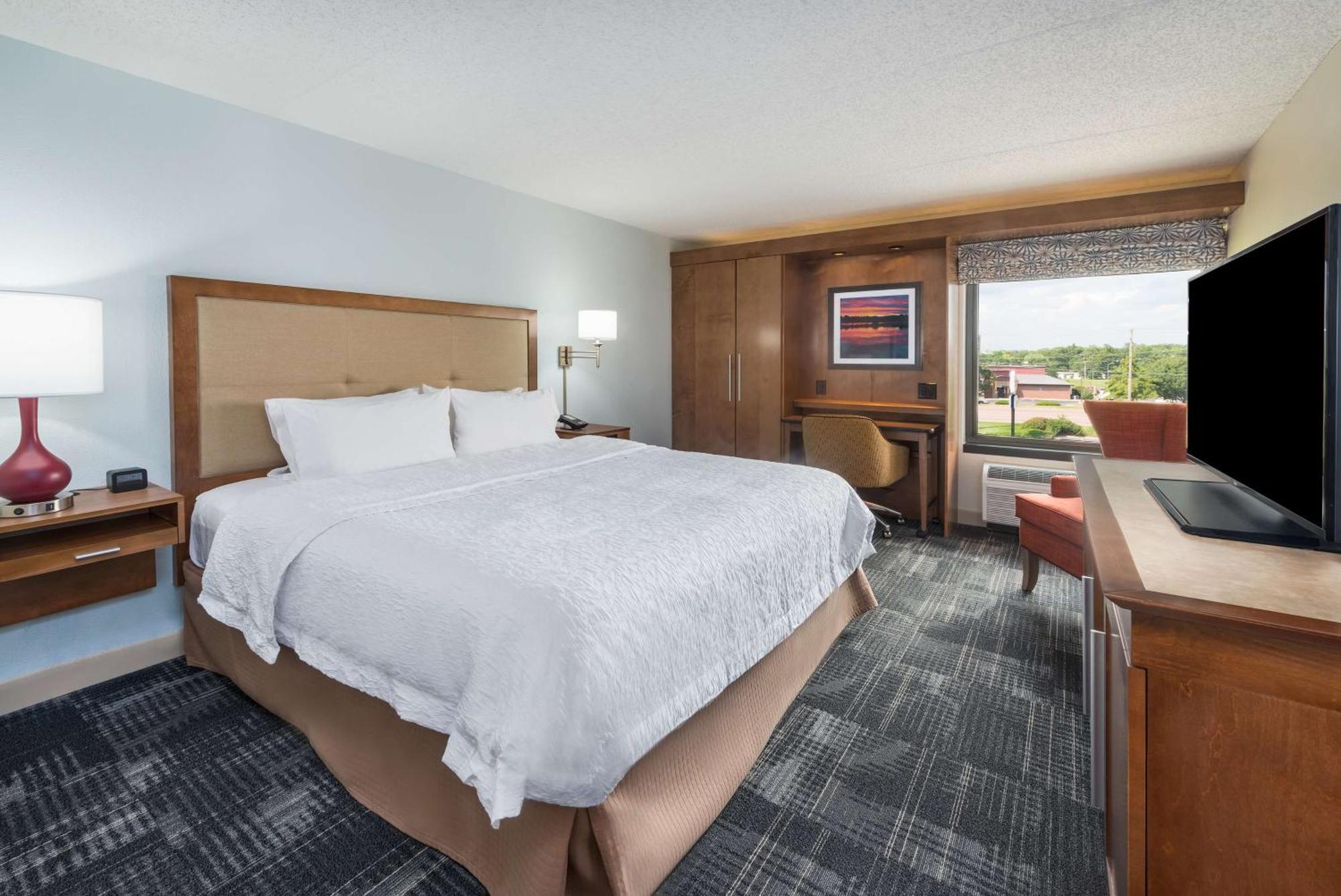 Hampton Inn Columbia Exterior photo