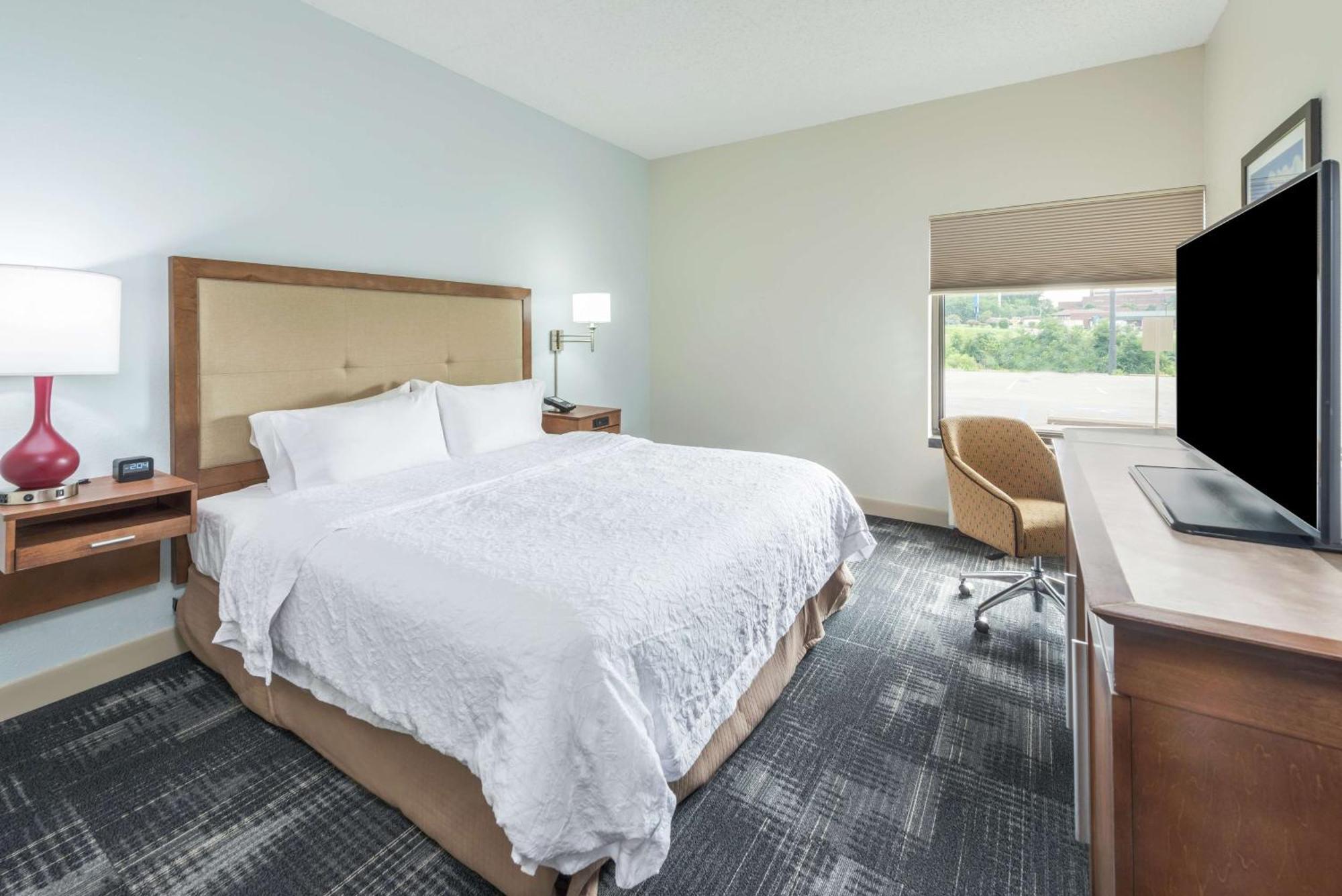 Hampton Inn Columbia Exterior photo