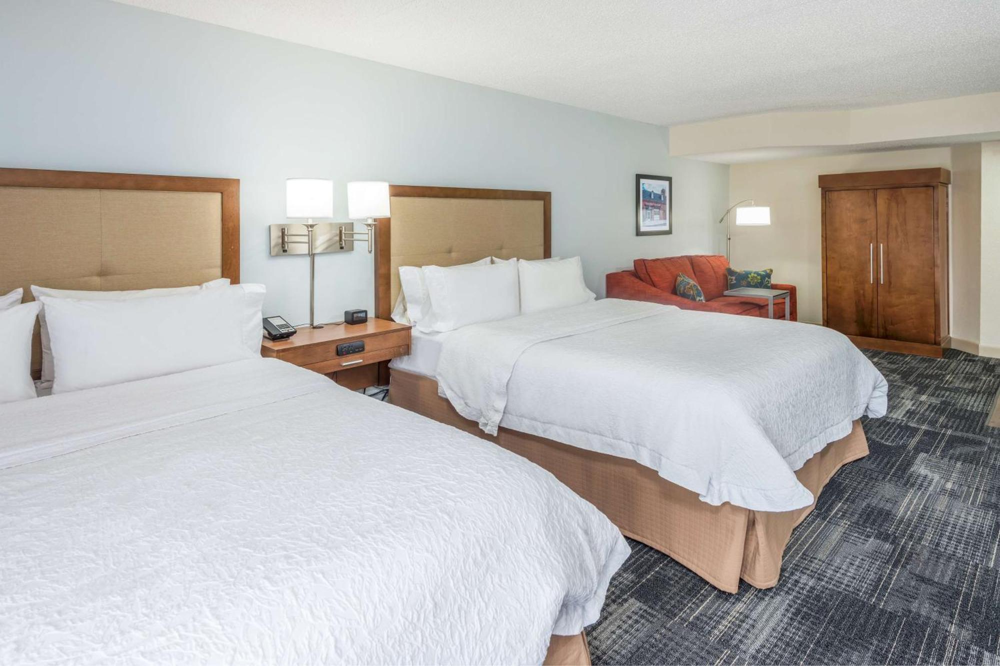 Hampton Inn Columbia Exterior photo