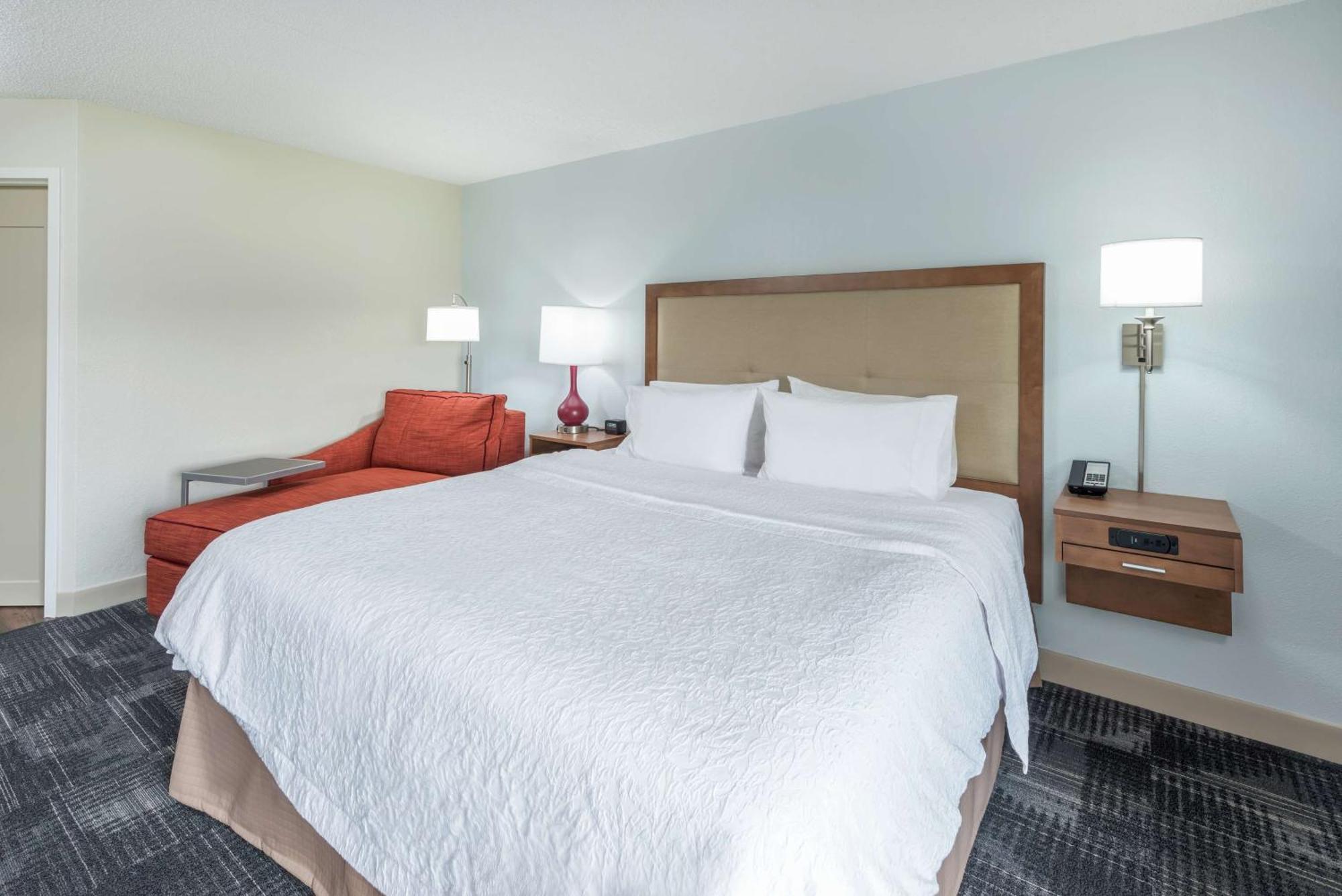 Hampton Inn Columbia Exterior photo