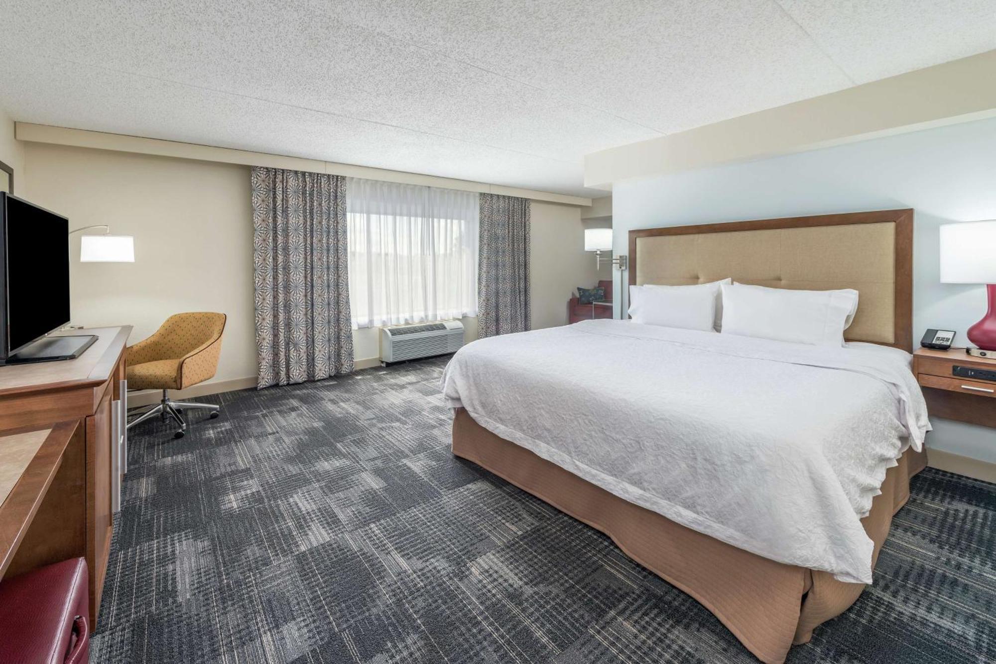 Hampton Inn Columbia Exterior photo