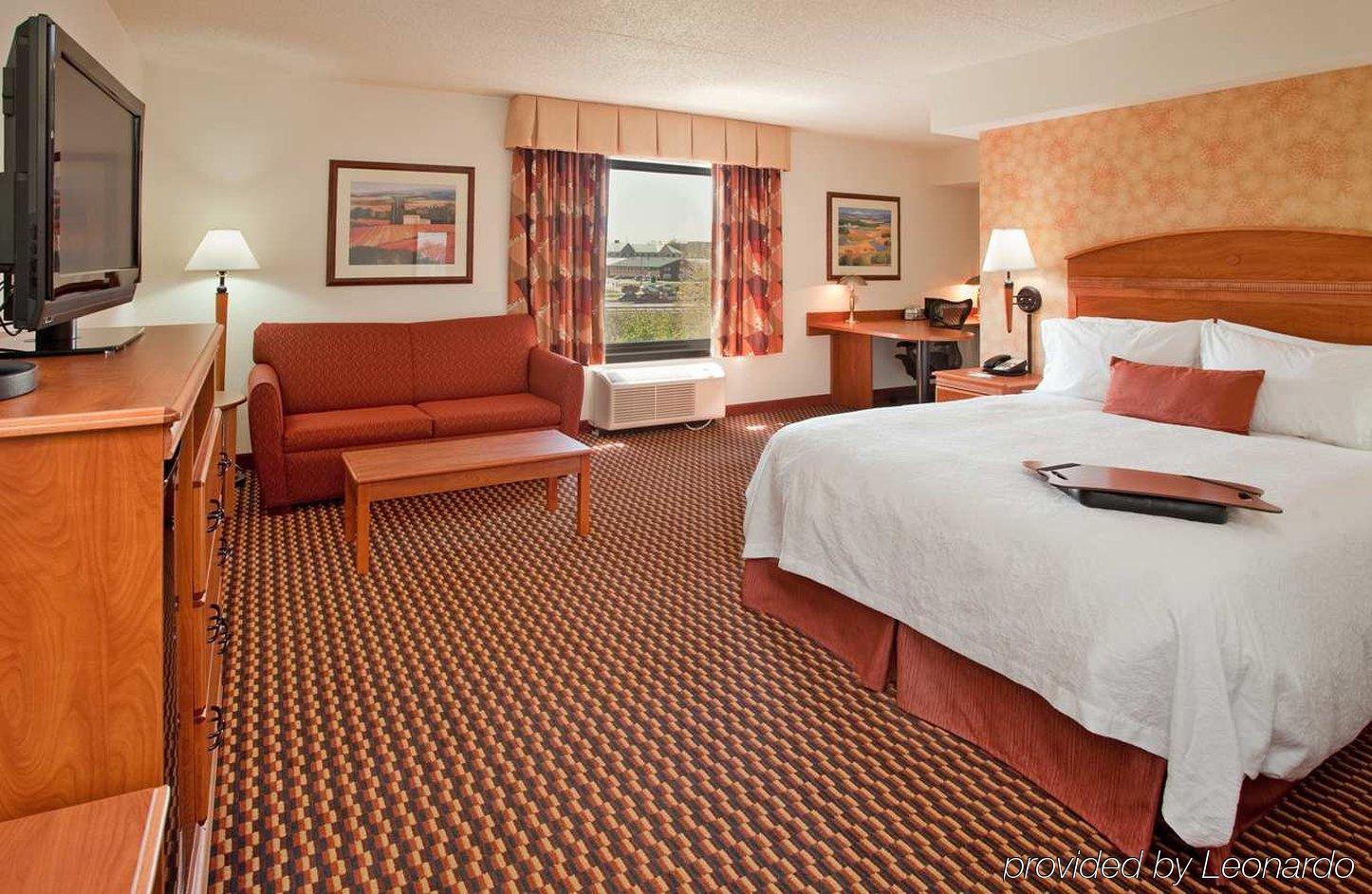 Hampton Inn Columbia Exterior photo