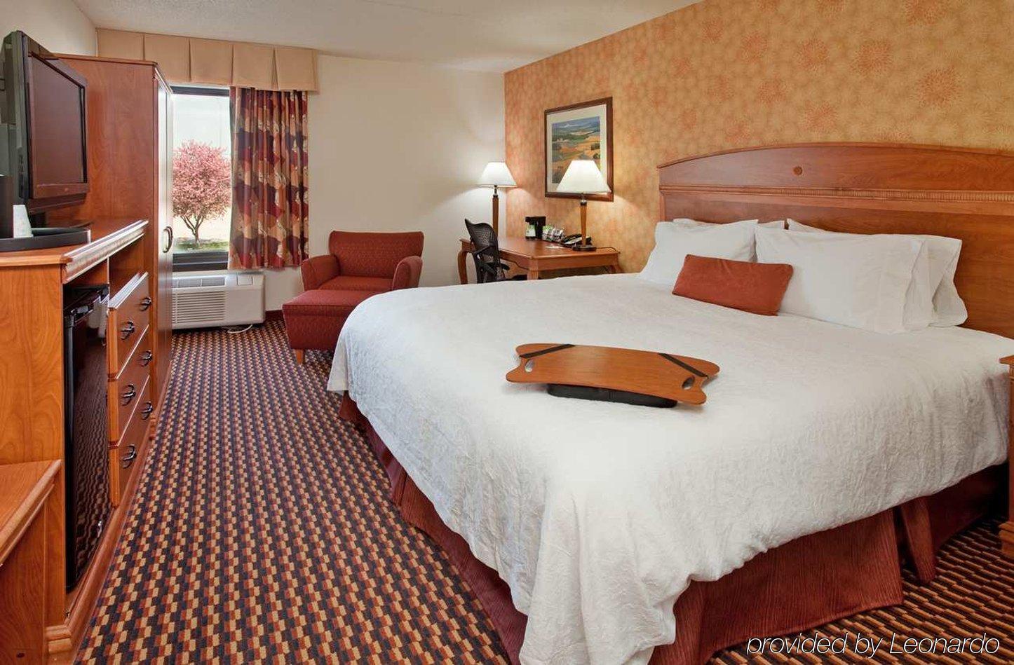 Hampton Inn Columbia Exterior photo