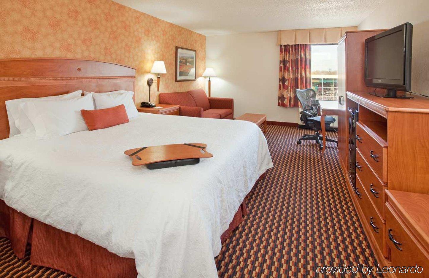 Hampton Inn Columbia Exterior photo