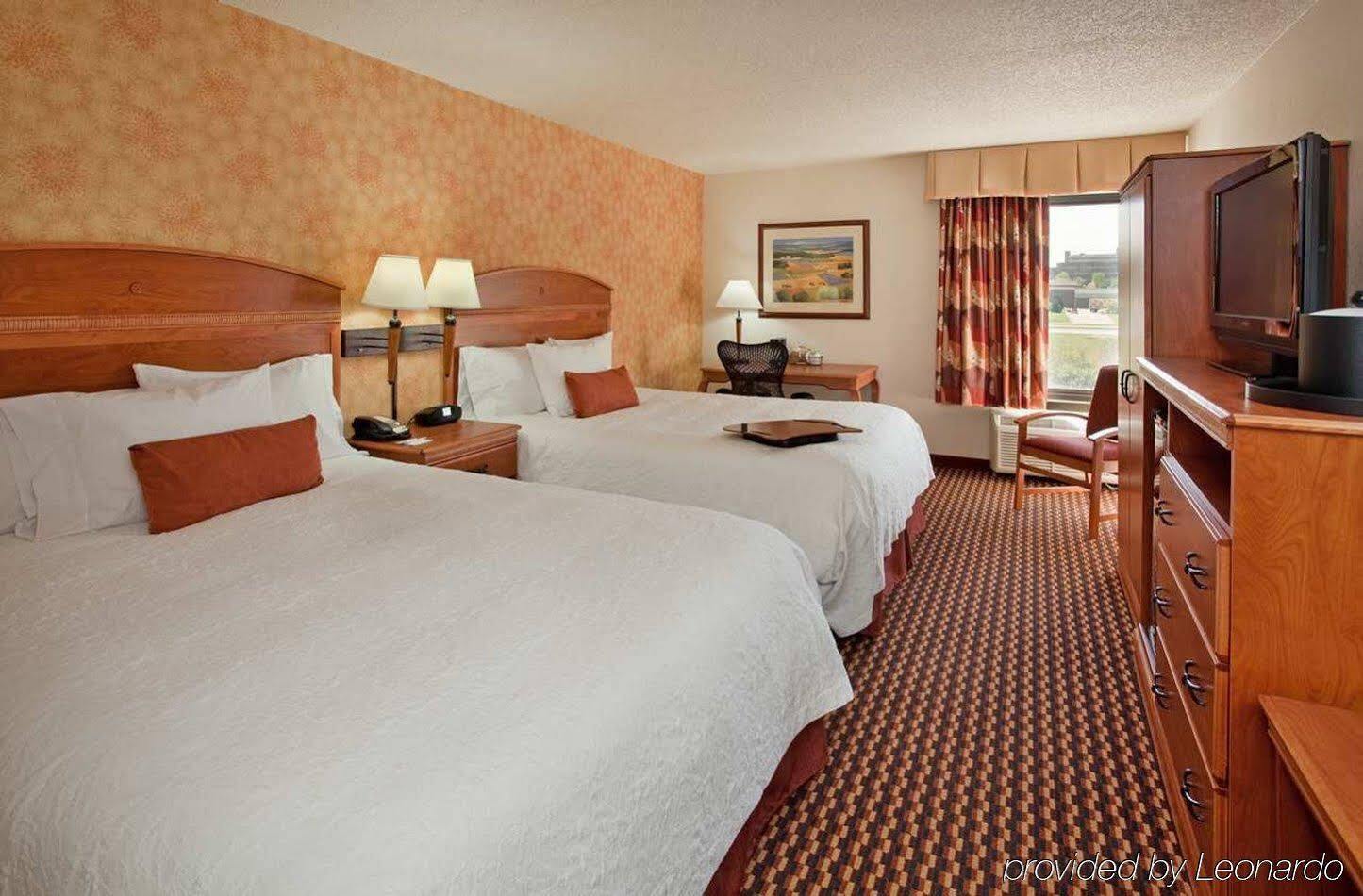 Hampton Inn Columbia Exterior photo